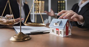 Legal Responsibilities of Property Owners in Slip-and-Fall Cases